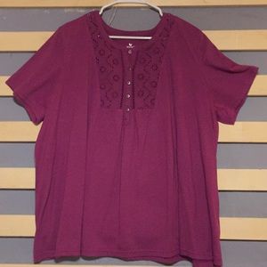 Women's cute plus size BLOUSE NWOT.